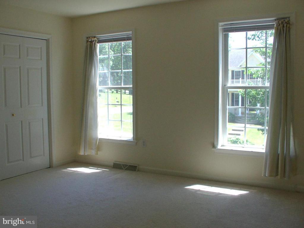 25 Red Oak Drive Lititz, PA 17543 - Photo 10 of 18