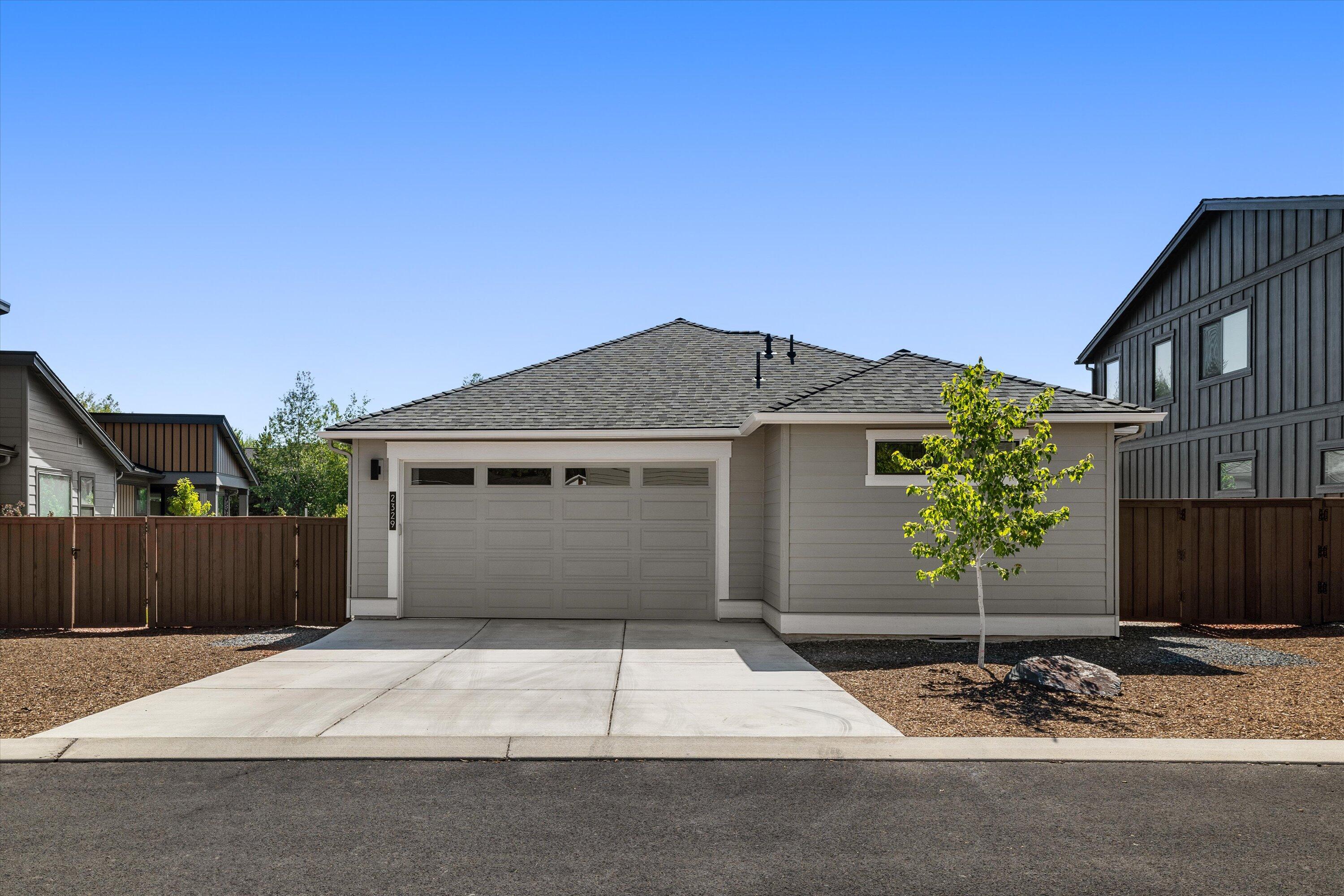 2329 Northwest Skyline Ranch Road Bend, OR 97703 - Photo 29 of 33 38-20250707 JILL ROSELL-38