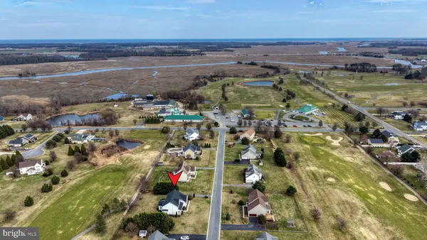 a view of a house with entertaining space