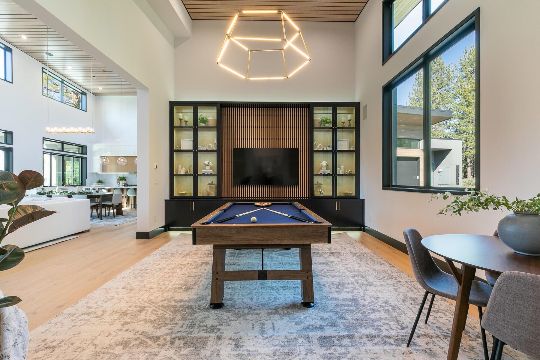 11679 Henness Road Truckee, CA 96161 - Photo 11 of 20 Gallery Image 11