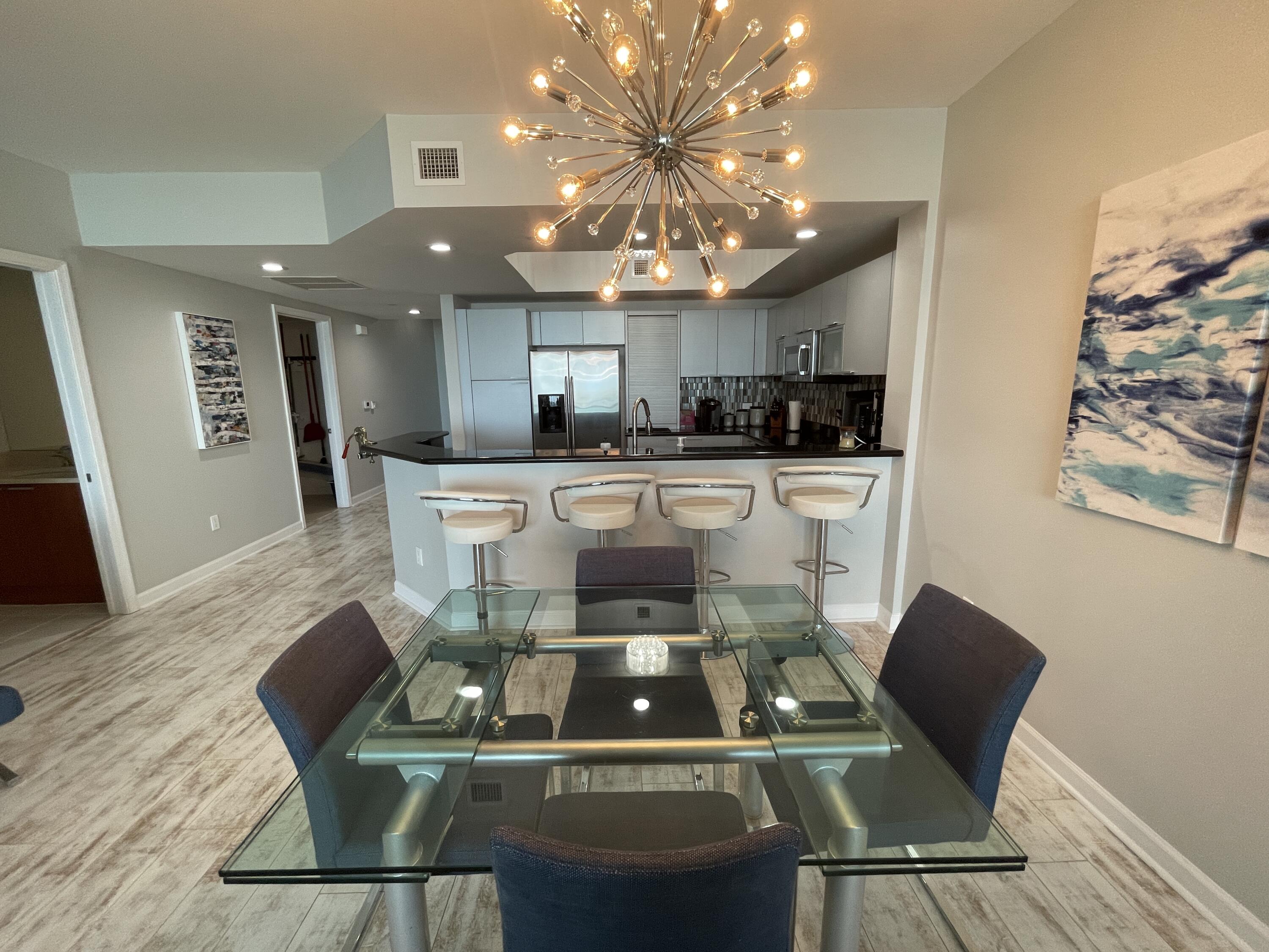 2650 Lake Shore Drive, Unit 902 Riviera Beach, FL 33404 - Photo 4 of 31 Dining Area