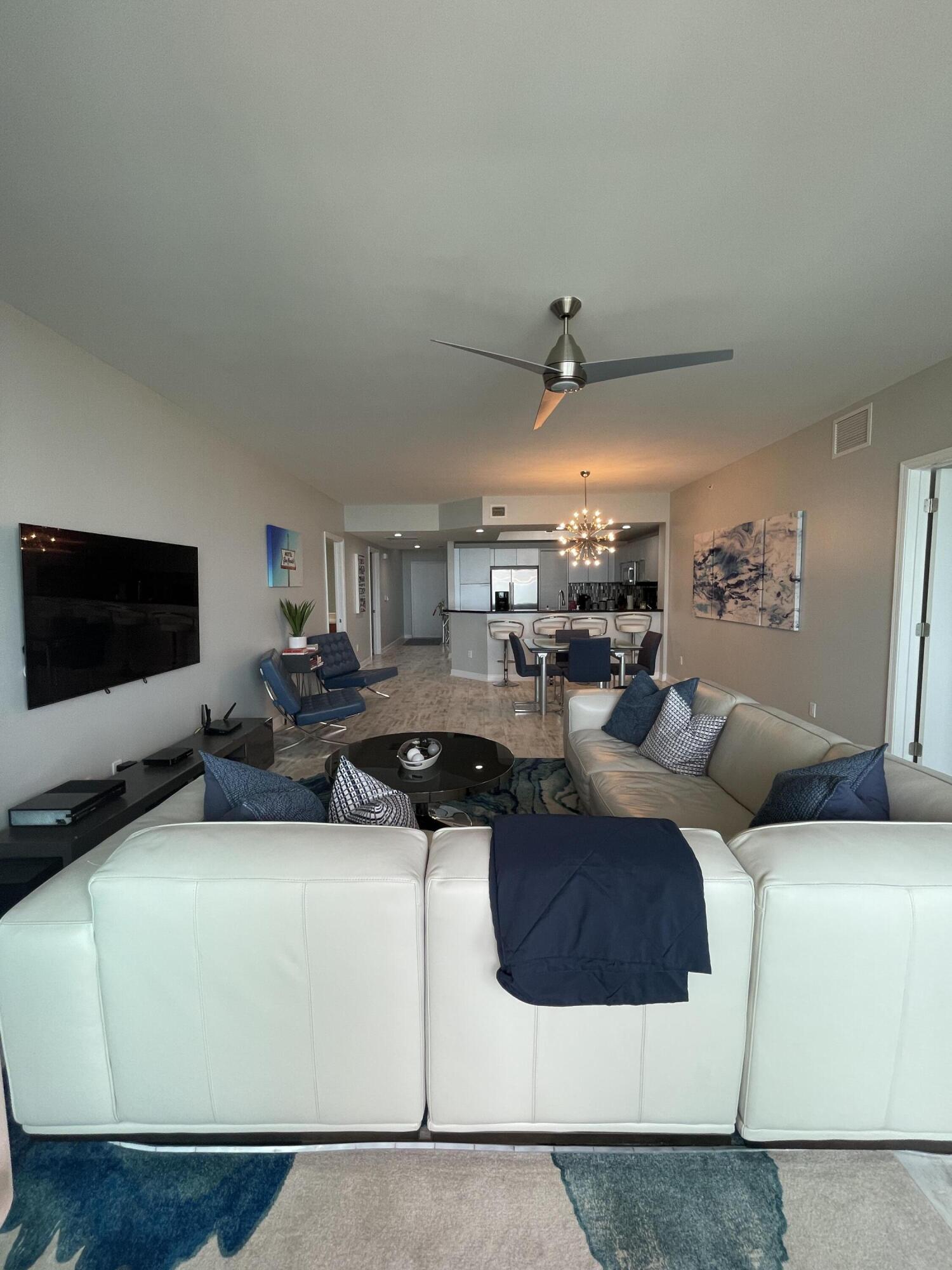 2650 Lake Shore Drive, Unit 902 Riviera Beach, FL 33404 - Photo 7 of 31 Living Area