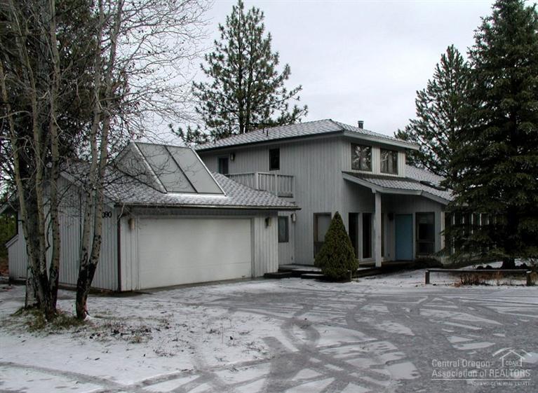 60090 East Ridgeview Drive Bend, OR 97702 - Photo 1 of 13 Comfy 2 story 1696 sf home with master o