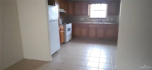 $725 | 3601 West Faith Hill Street, Unit 2, Edinburg, TX 78541
