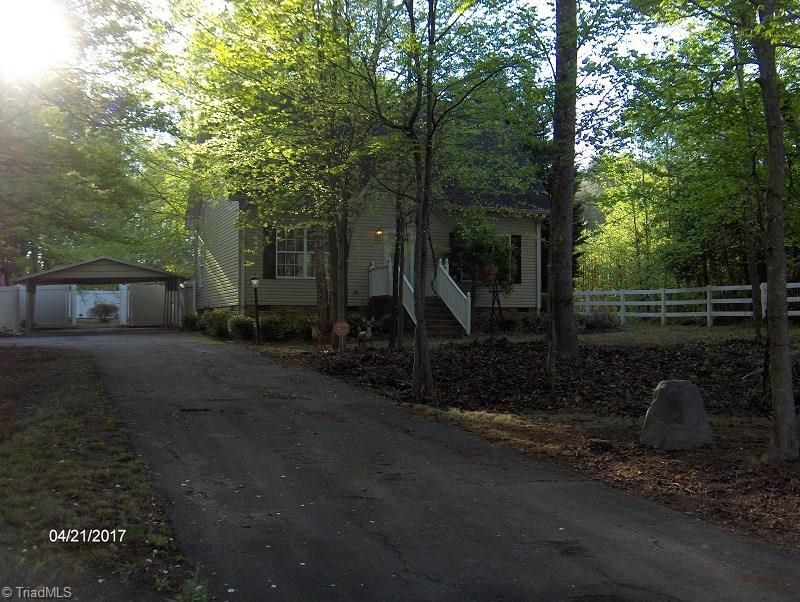 8205 Easley Road Walnut Cove, NC 27052 - Photo 1 of 14 Gallery Image 1