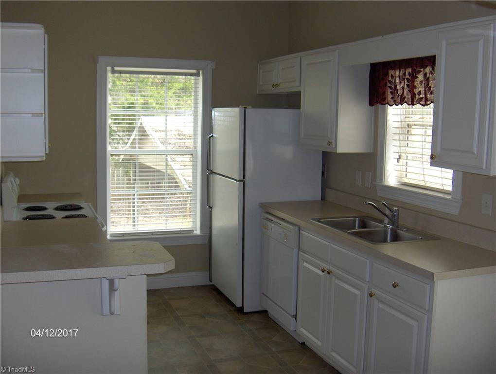 8205 Easley Road Walnut Cove, NC 27052 - Photo 4 of 14 Gallery Image 4
