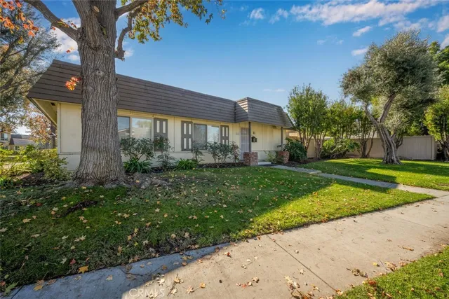 $3,600 | 4060 Orange, Cypress, CA 90630