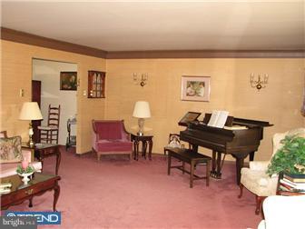 659 Ellis Road Havertown, PA 19083 - Photo 2 of 12