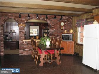 659 Ellis Road Havertown, PA 19083 - Photo 4 of 12
