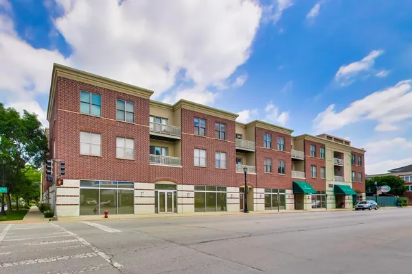 $425,000 | 2951 Central Street, Unit 307, Evanston, IL 60201