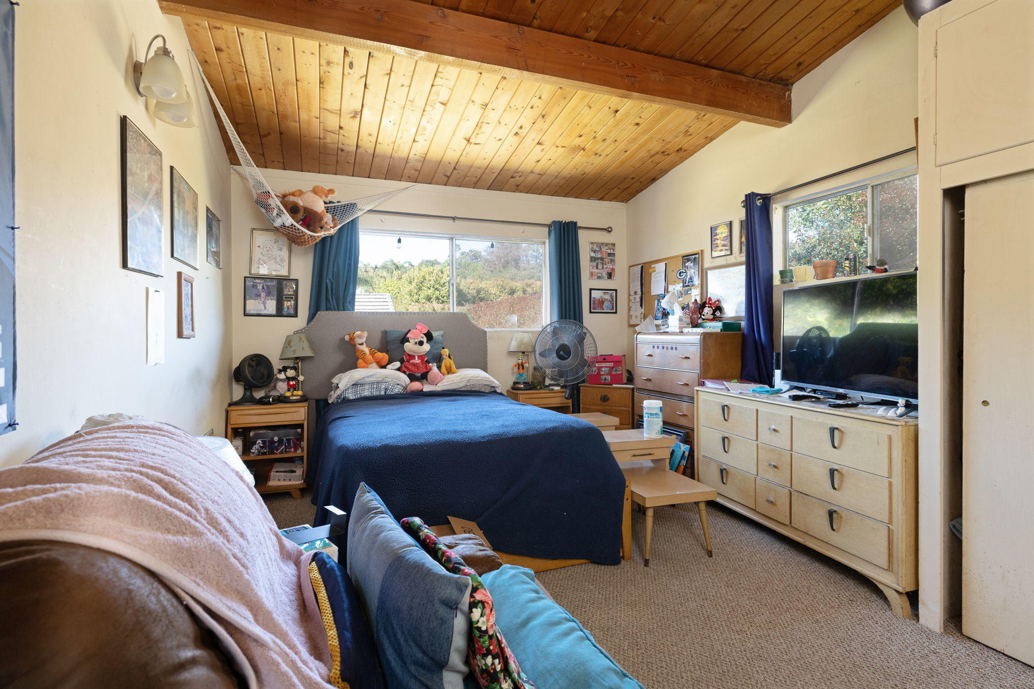 1241 Manitou Road Santa Barbara, CA 93101 - Photo 16 of 34 20-web-or-mls-29-print-UpmarketMedia_130