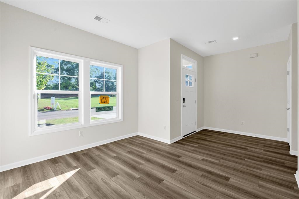 127 Hunter Ridge Drive Boiling Springs, SC 29316 - Photo 5 of 40 Gallery Image 5