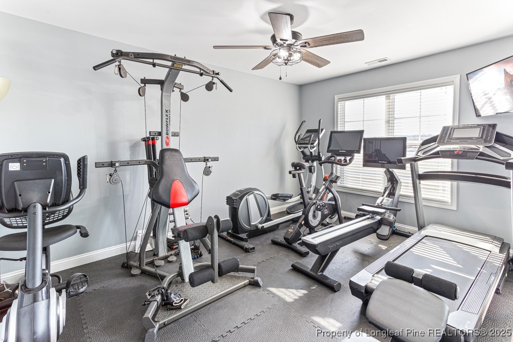 3579 Thrower Road Hope Mills, NC 28348 - Photo 28 of 43