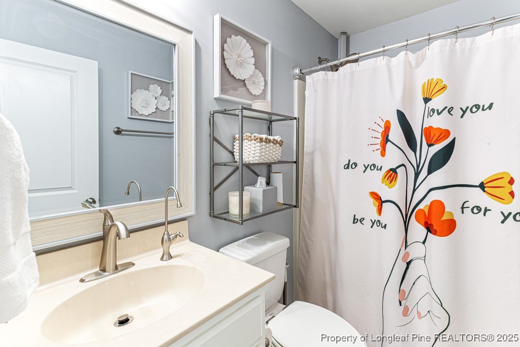 3579 Thrower Road Hope Mills, NC 28348 - Photo 31 of 43