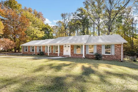 $419,000 | 1840 Stoneyridge Drive, Charlotte, NC 28214