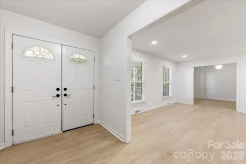 $419,000 | 1840 Stoneyridge Drive, Charlotte, NC 28214