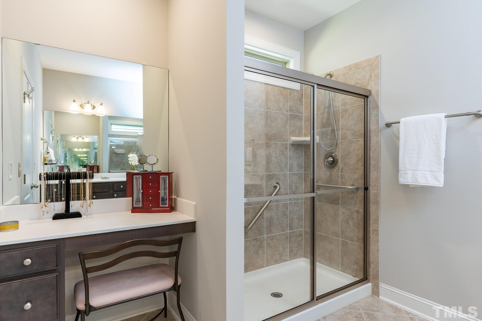 1131 Lippincott Road Durham, NC 27703 - Photo 10 of 18 Gallery Image 10