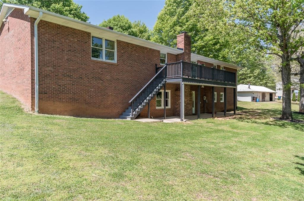 3407 Union Ridge Road Burlington, NC 27217 - Photo 5 of 34 Gallery Image 5