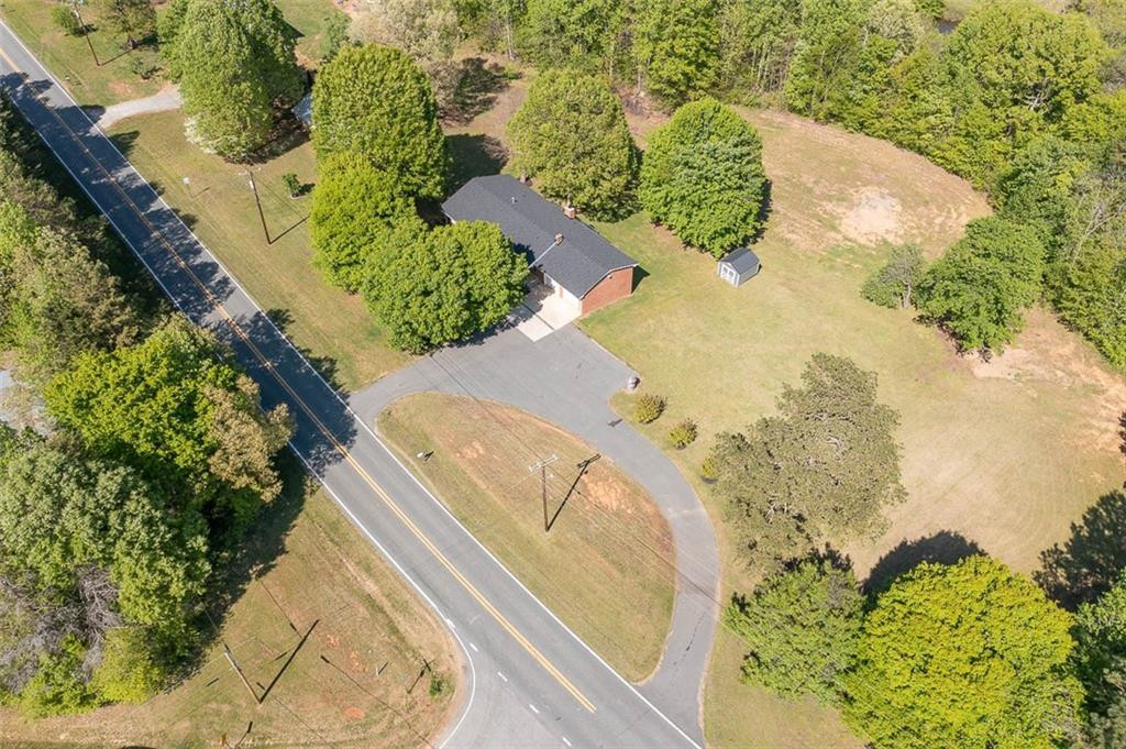 3407 Union Ridge Road Burlington, NC 27217 - Photo 8 of 34 Gallery Image 8