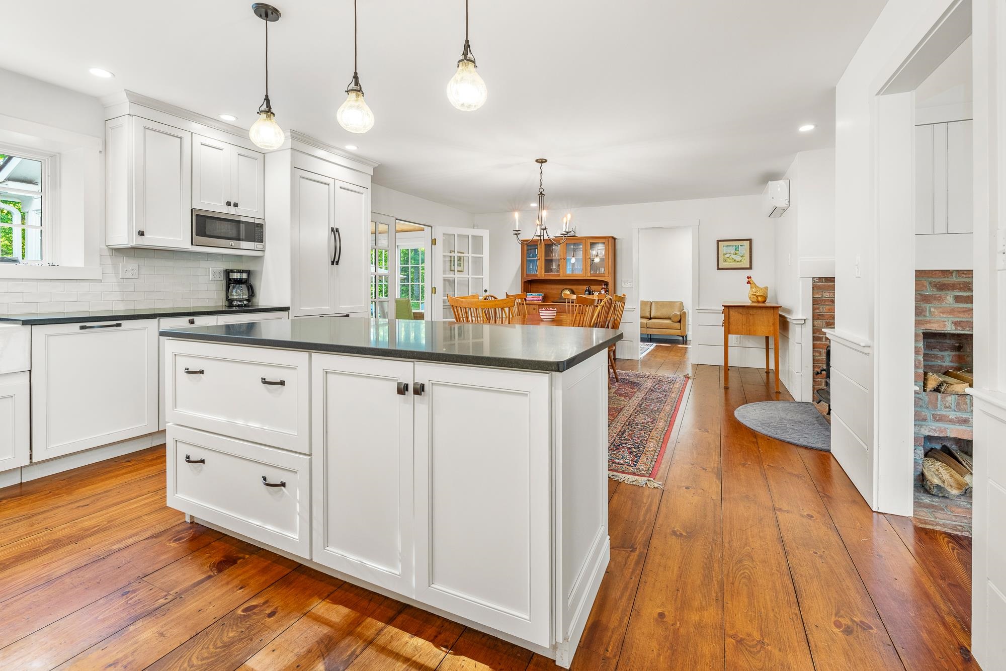 7511 Woodstock Road Hartford, VT 05059 - Photo 11 of 52 Gallery Image 11