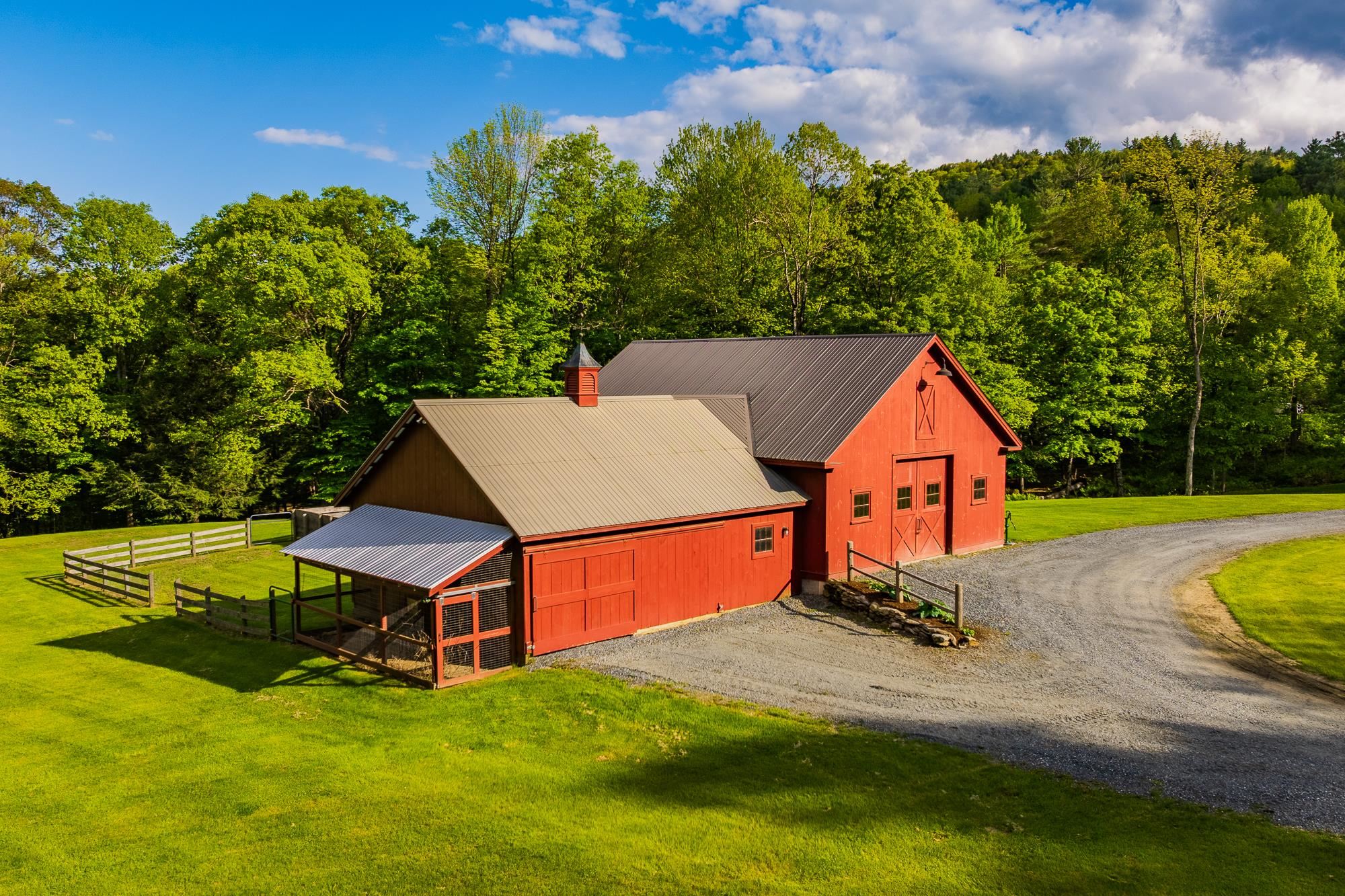 7511 Woodstock Road Hartford, VT 05059 - Photo 43 of 52 Gallery Image 43