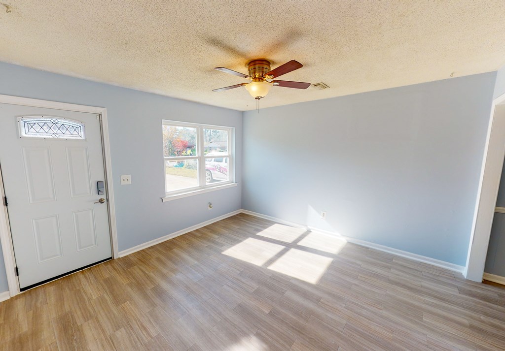 2514 Scott Road Dothan, AL 36303 - Photo 3 of 23