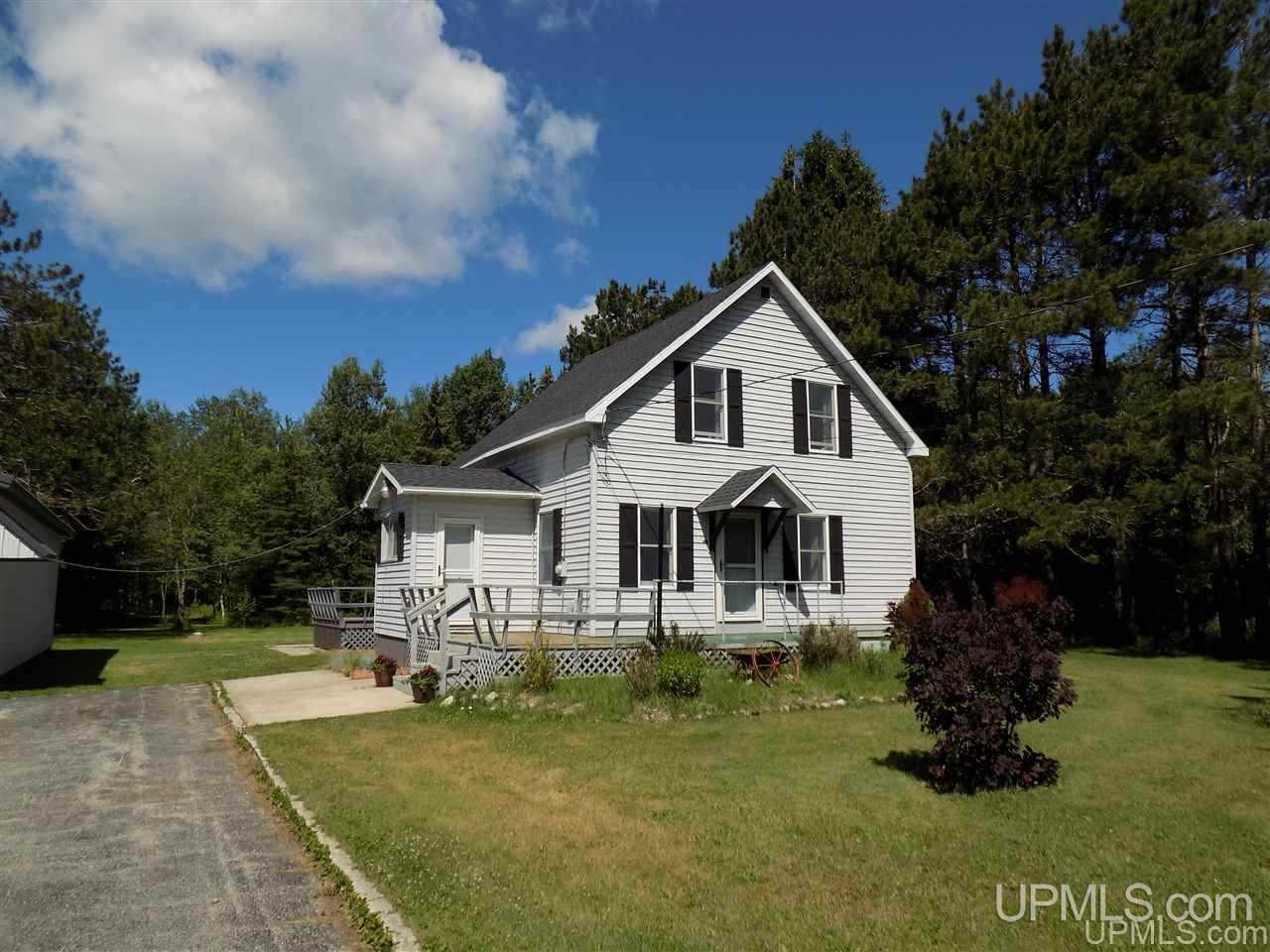 877 N River Road Manistique, MI 49854 - Photo 29 of 43