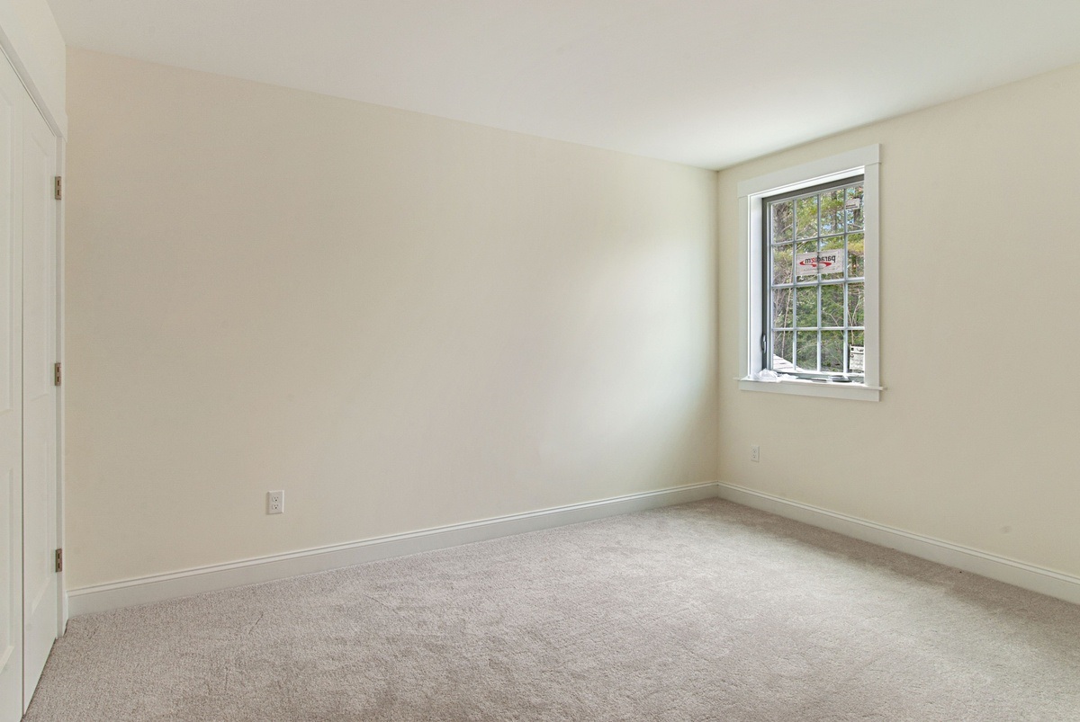 3 C Hidden Meadow Road Epping, NH 03042 - Photo 15 of 18