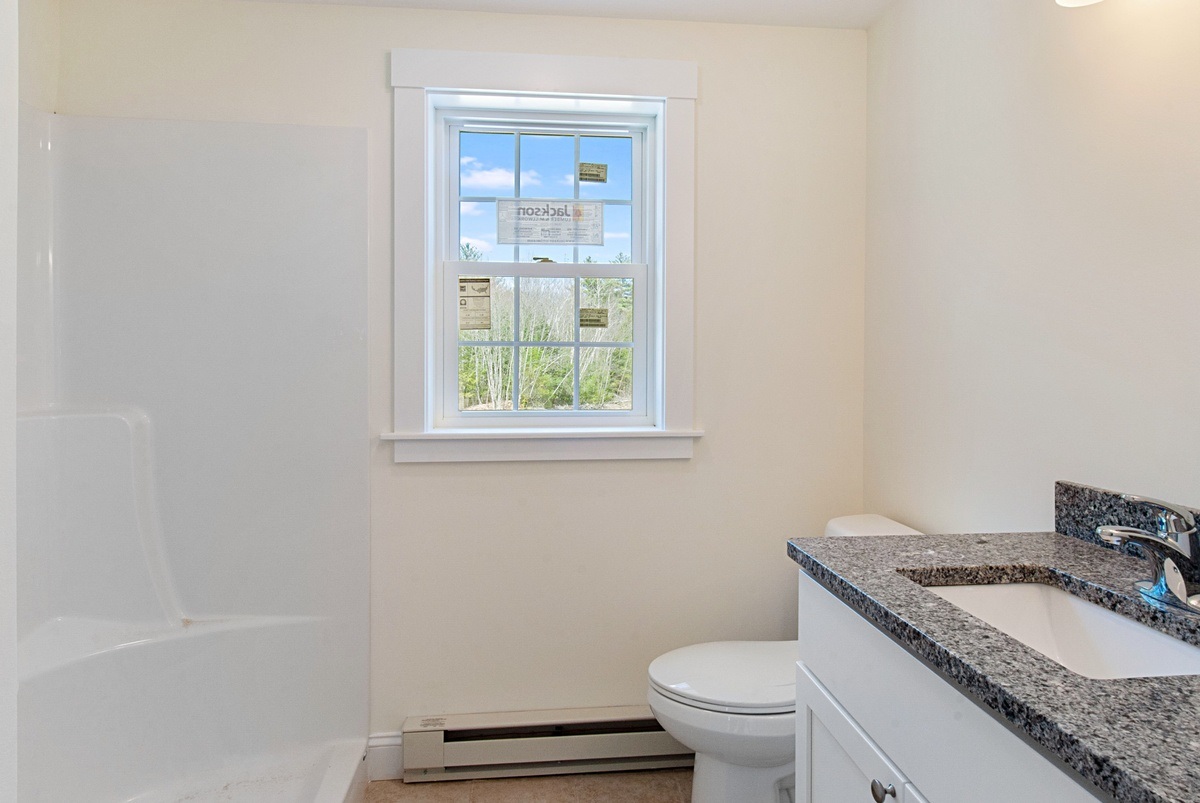 3 C Hidden Meadow Road Epping, NH 03042 - Photo 10 of 18