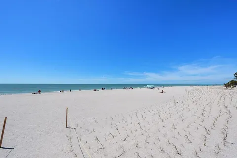 $499,000 | 145 79th Avenue, Treasure Island, FL 33706