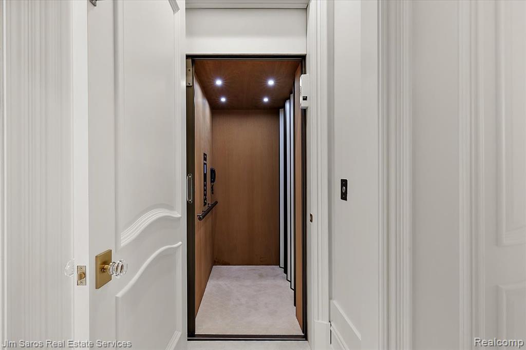 707 Lake Shore Road Grosse Pointe Shores, MI 48236 - Photo 22 of 45