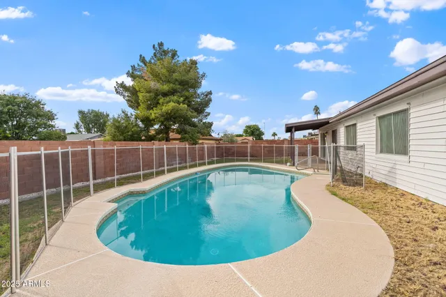 $399,500 | 4107 West Barbara Avenue, Phoenix, AZ 85051