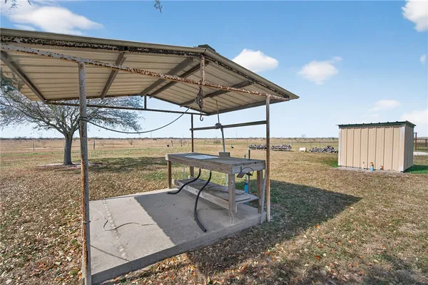 $695,000 | 125 Rooke Road, Woodsboro, TX 78393