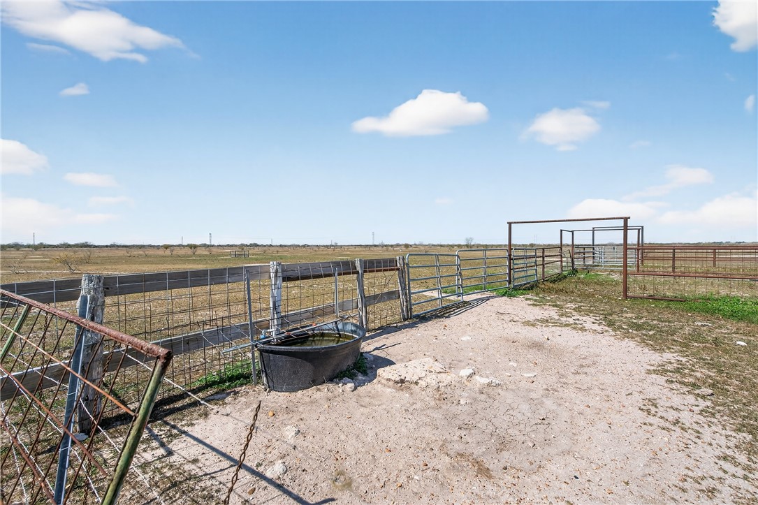 125 Rooke Road Woodsboro, TX 78393 - Photo 17 of 39