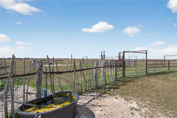 $695,000 | 125 Rooke Road, Woodsboro, TX 78393