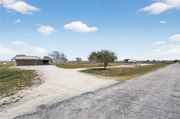 $695,000 | 125 Rooke Road, Woodsboro, TX 78393