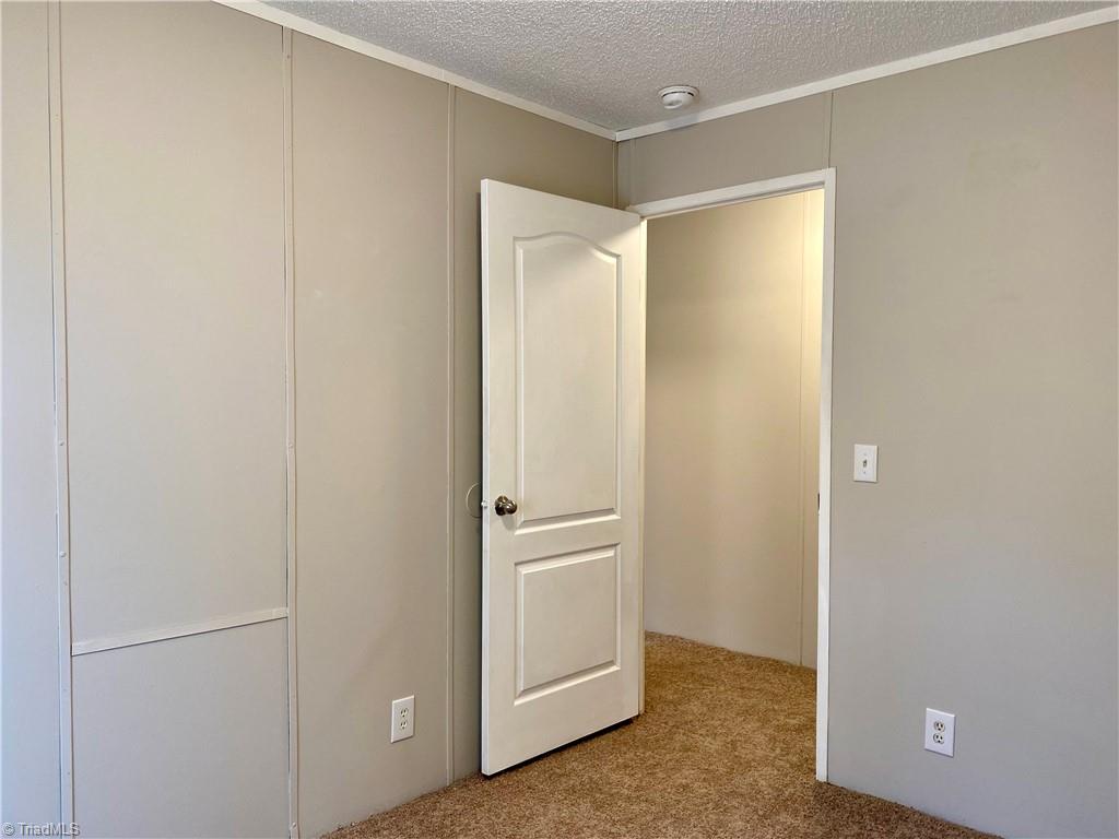 283 Meadowview Road Lexington, NC 27295 - Photo 13 of 22 Gallery Image 13