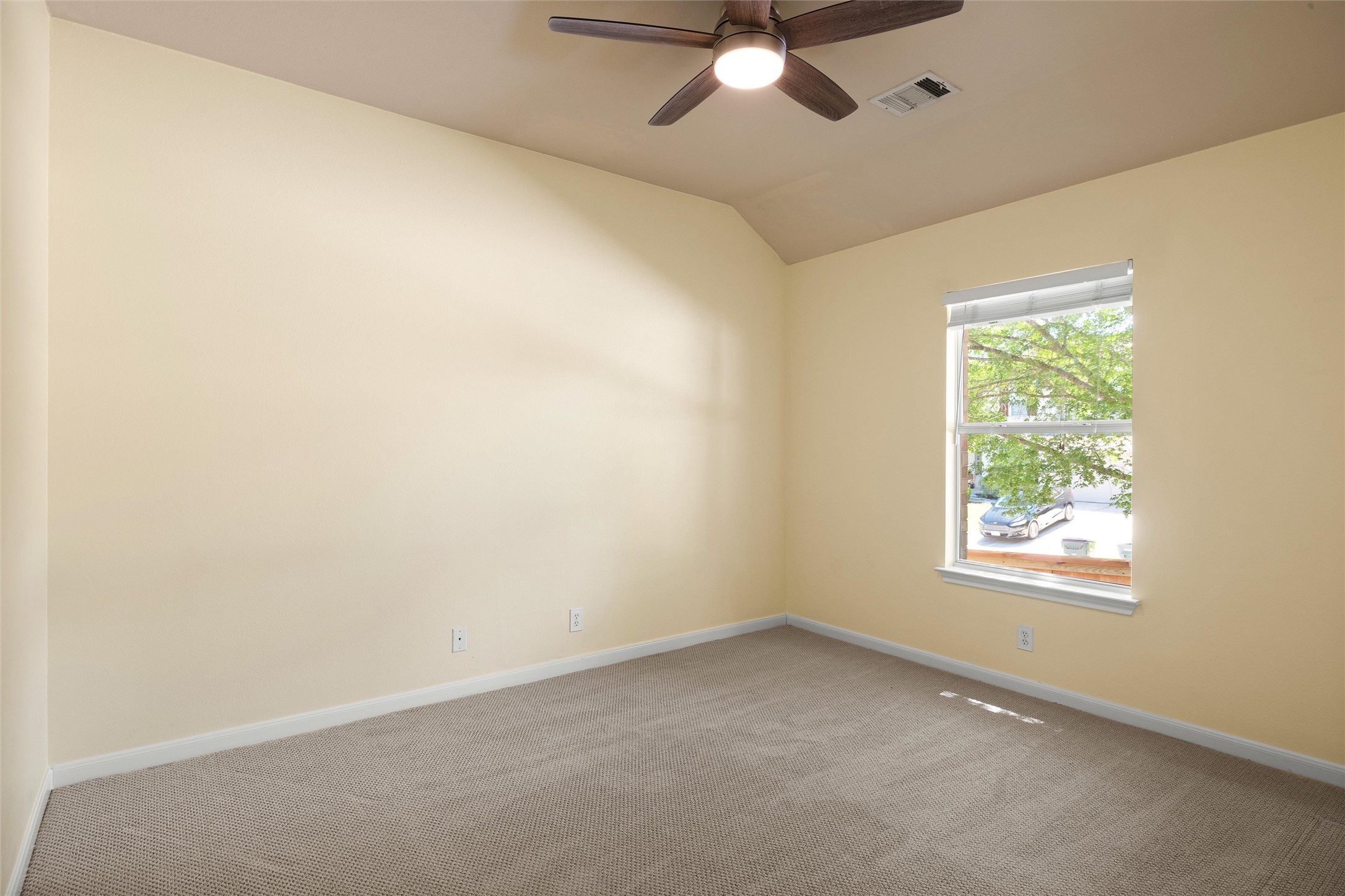 100 Stratton Court Austin, TX 78737 - Photo 26 of 38 Secondary bedroom