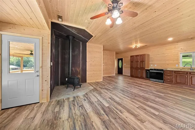 $279,900 | 1387 Hartshorn Drive, Hermann, MO 65041