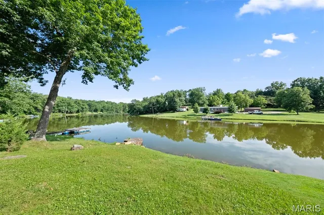 $279,900 | 1387 Hartshorn Drive, Hermann, MO 65041