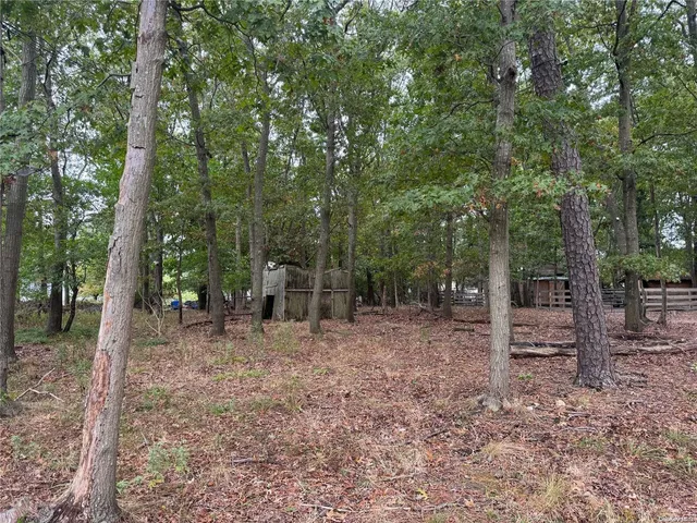 $499,000 | 77 Lincoln Road, Medford, NY 11763