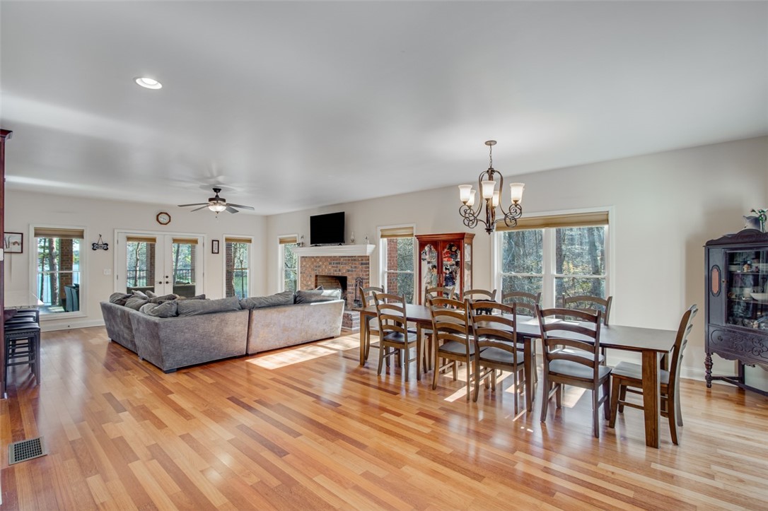 162 Ridgemore Circle Toccoa, GA 30577 - Photo 7 of 40 Gallery Image 7