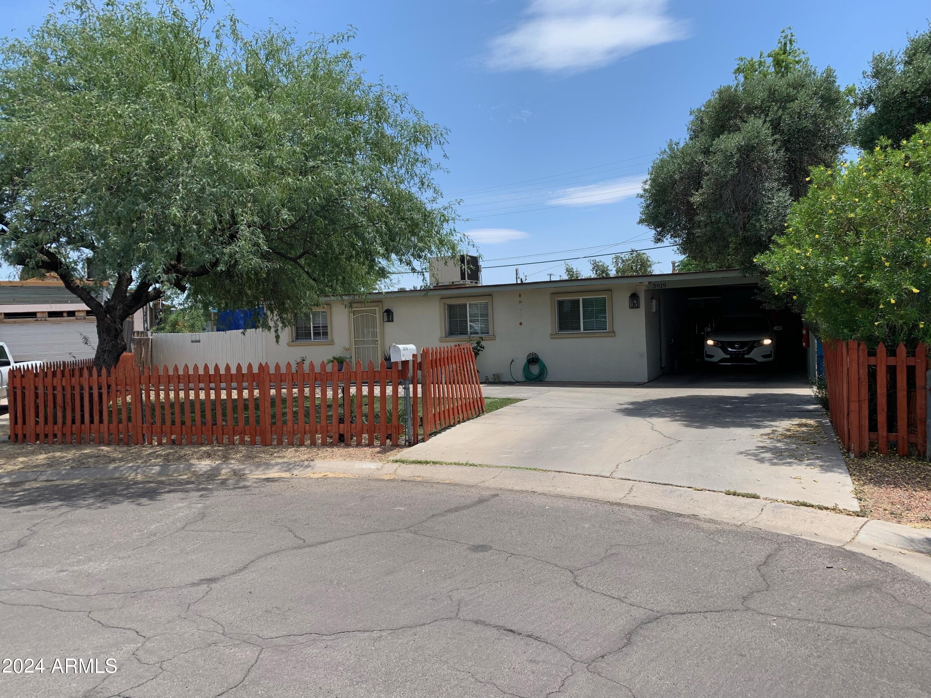 3919 West Granada Road Phoenix, AZ 85009 - Photo 1 of 1 IMG_0923