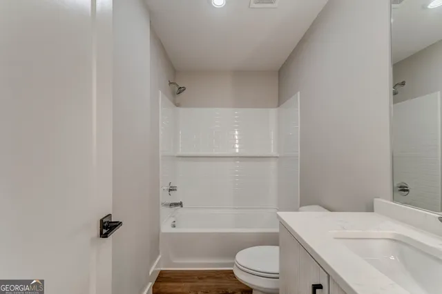 $2,400 | 121 Chateau Drive Southeast, Rome, GA 30161