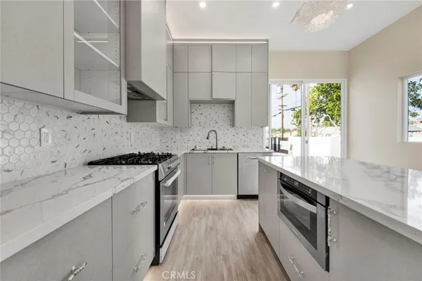 $1,808,000 | 8149 St Clair Avenue, North Hollywood, CA 91605