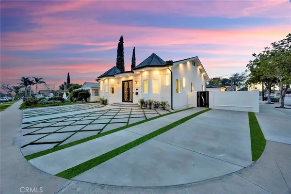 $1,808,000 | 8149 St Clair Avenue, North Hollywood, CA 91605