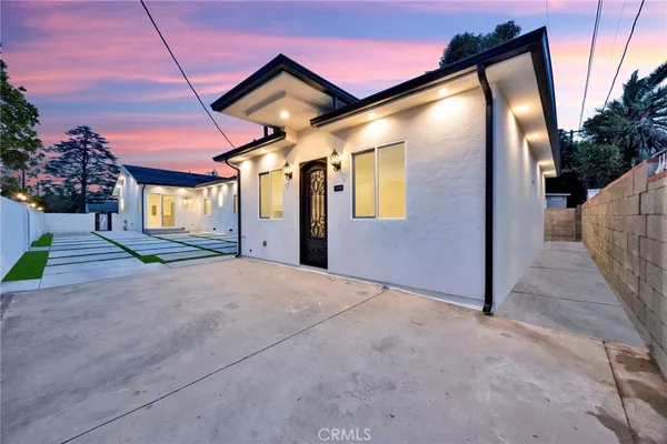 $1,808,000 | 8149 St Clair Avenue, North Hollywood, CA 91605