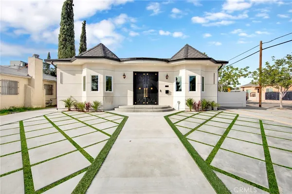 $1,808,000 | 8149 St Clair Avenue, North Hollywood, CA 91605