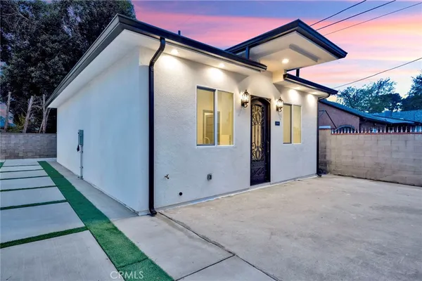 $1,808,000 | 8149 St Clair Avenue, North Hollywood, CA 91605