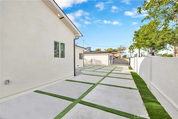 $1,808,000 | 8149 St Clair Avenue, North Hollywood, CA 91605